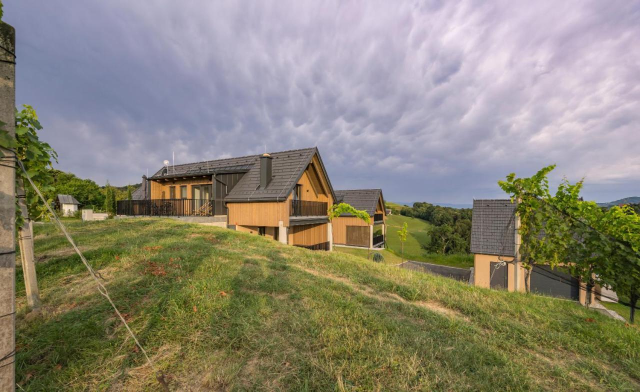 Weinzeit Chalets Gamlitz Exterior photo