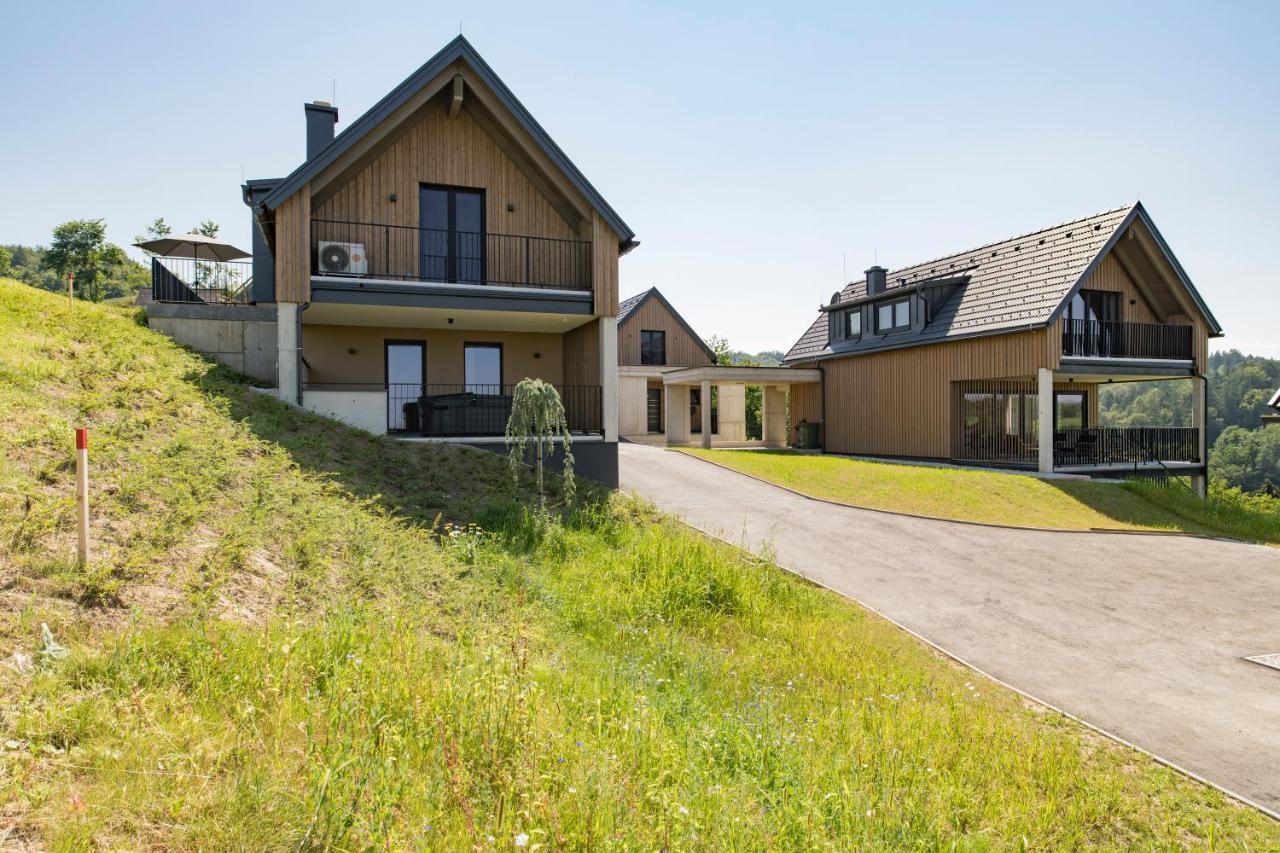 Weinzeit Chalets Gamlitz Exterior photo