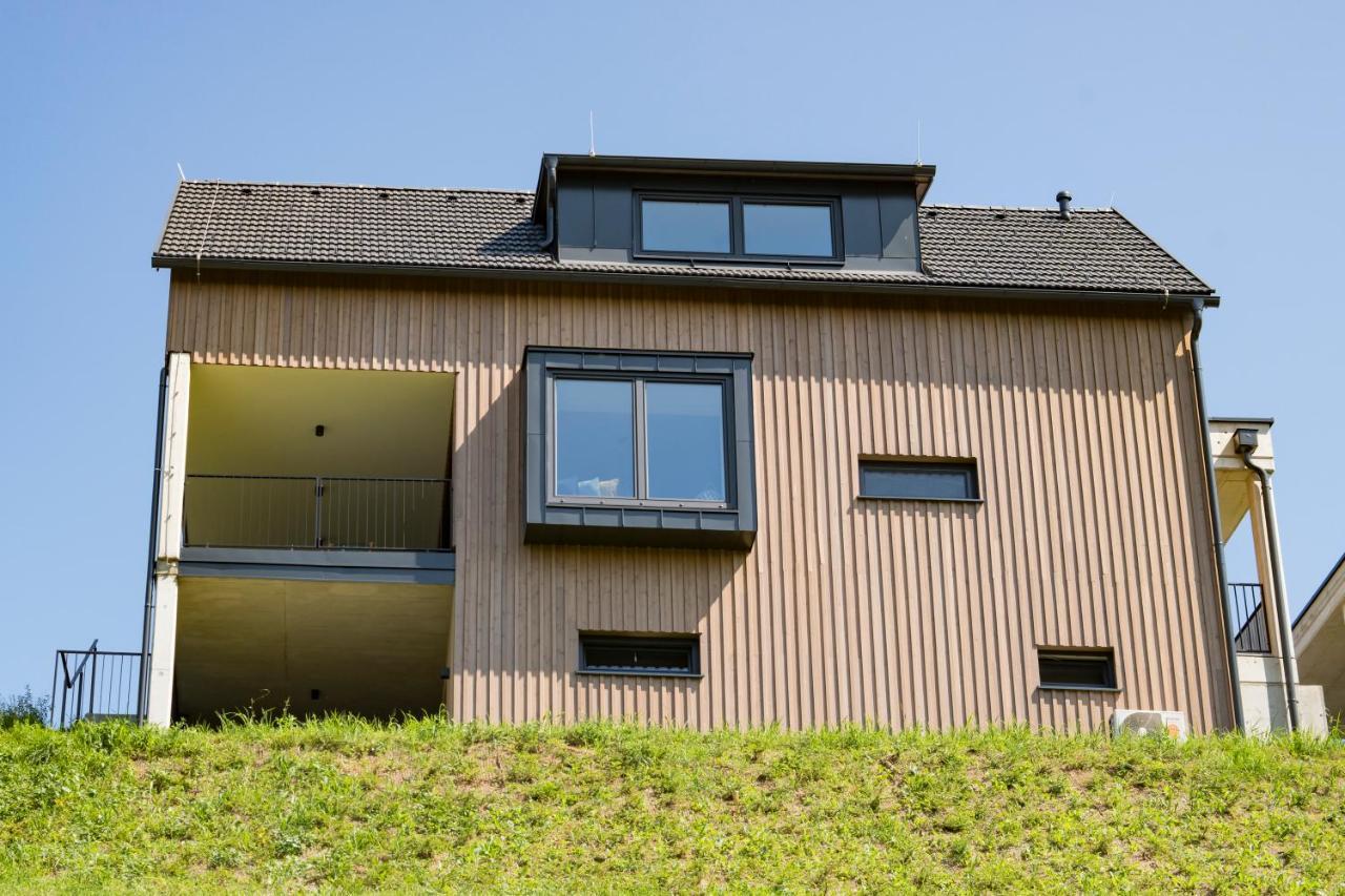 Weinzeit Chalets Gamlitz Exterior photo